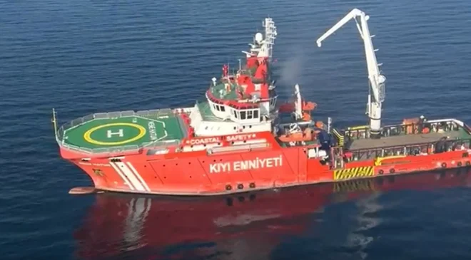 Marmara Denizi’nde batan geminin kayıp mürettebatı için arama çalışmaları devam ediyor